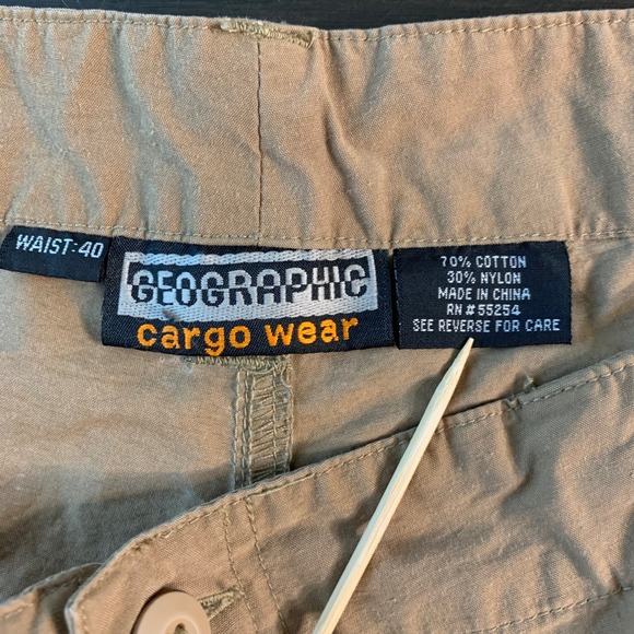 GEOGRAPHIC CARGO WEAR Mens Tan Cargo Shorts Size 40‎ Utility Outdoor - Picture 4 of 10